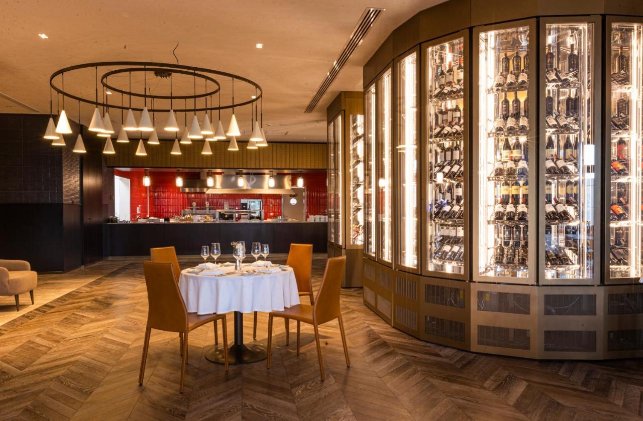 Hilton Samarkand Regency Екстериор снимка