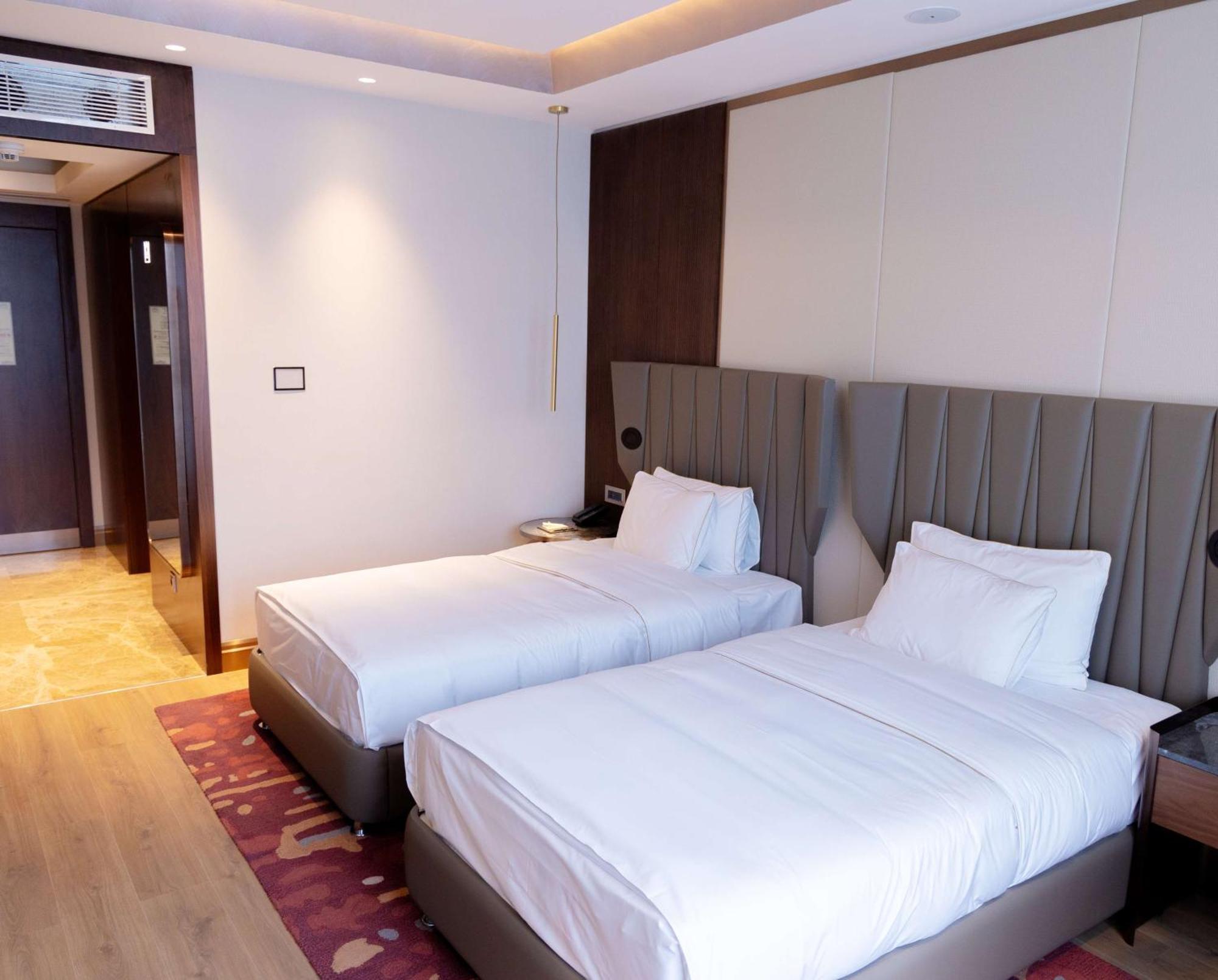 Hilton Samarkand Regency Екстериор снимка
